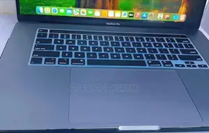 Photo - New Laptop Apple MacBook Pro 2019 16GB Intel Core I9 SSD 1T
