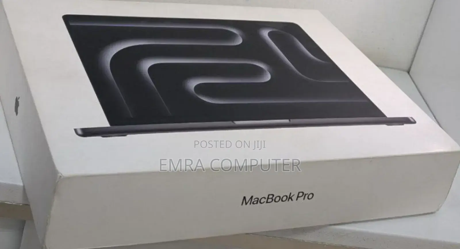 New Apple MacBook Pro 2024 M4 14-Inch 24GB Apple M4 Pro SSD 512GB