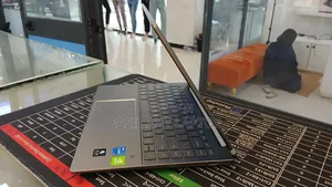 New Laptop HP Pavilion 14 2GB Intel Core I5 SSD 512GB