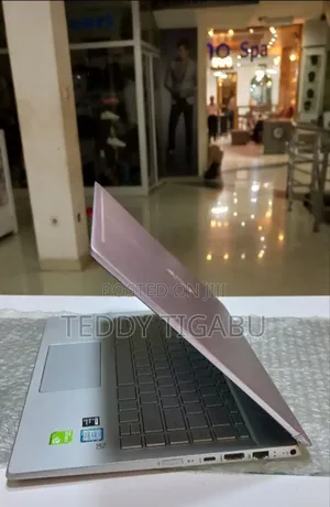 Photo - New Laptop HP Pavilion 15 16GB Intel Core I5 SSD 512GB