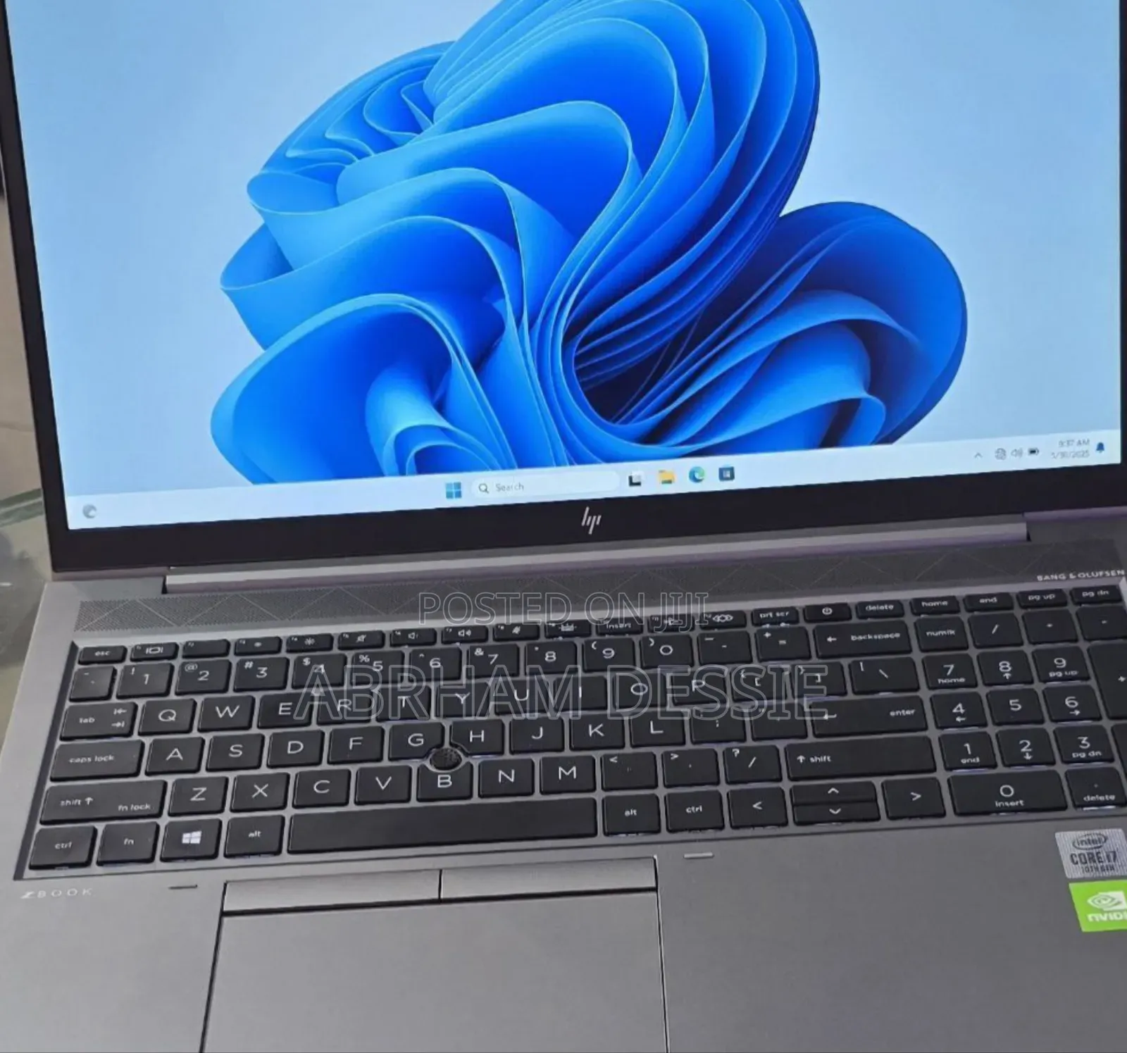 New Laptop HP ZBook Firefly 15 G7 16GB Intel Core I7 SSD 512GB