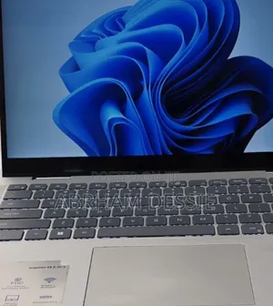 Photo - New Laptop Dell Optiplex 3020 16GB Intel Core Ultra 7 SSD 1T