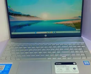 New Laptop HP Pavilion 15 8GB Intel Core I7 SSD 256GB