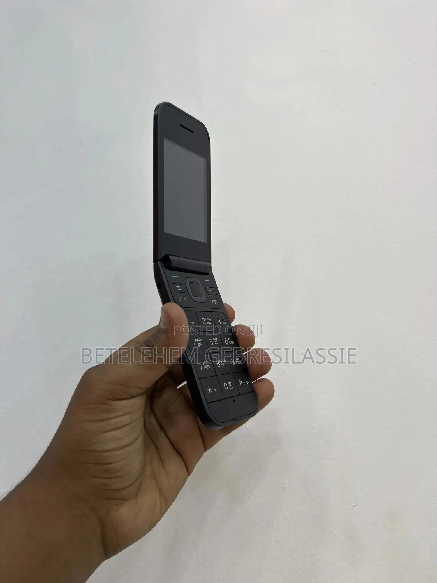 New Nokia 2720 Flip 512 GB Black