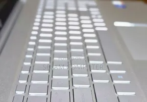 New Laptop HP Pavilion 15 8GB Intel Core I5 SSD 512GB