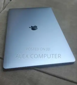 New Laptop Apple MacBook Pro 2019 32GB Intel Core I9 SSD 512GB