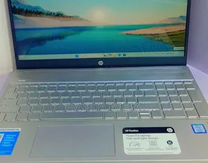 New Laptop HP Pavilion 15 8GB Intel Core I7 SSD 256GB