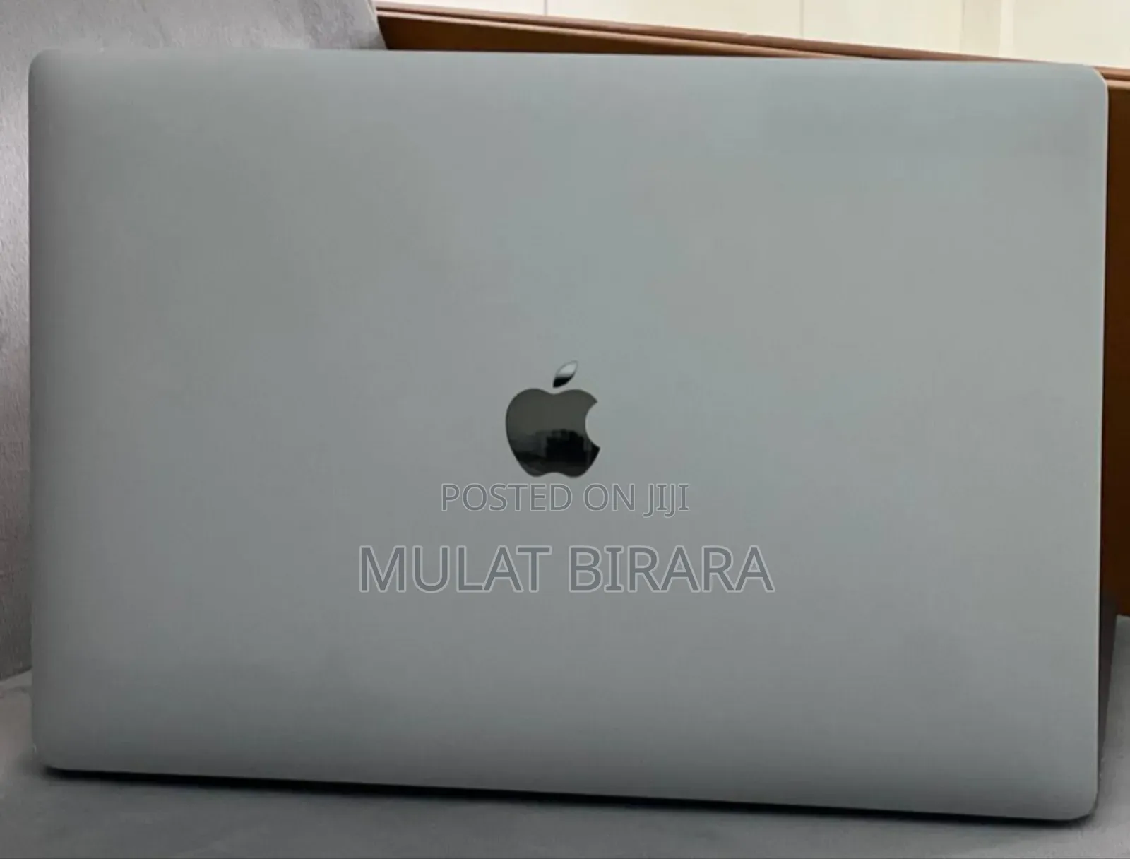 New Laptop Apple MacBook Pro 2019 16GB Intel Core I7 SSD 512GB