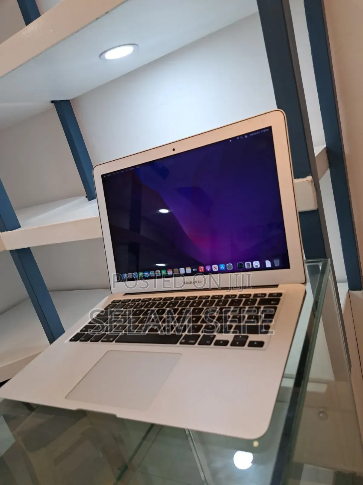 New Laptop Apple MacBook Air 2017 8GB Intel Core I5 SSD 256GB