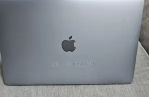 Photo - New Laptop Apple MacBook Pro 2017 16GB Intel Core I5 SSD 256GB