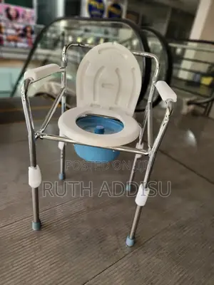 Photo - Heavy Duty Toilet Chair With Bucket for Senior Patients