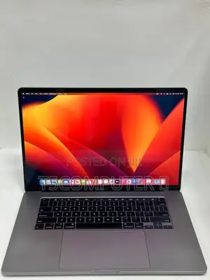 New Laptop Apple MacBook Pro 2019 16GB Intel Core I7 SSD 512GB