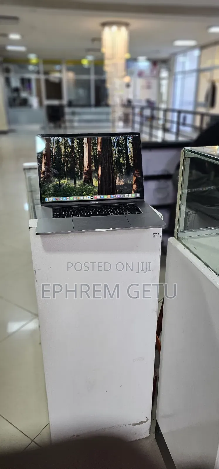 New Laptop Apple MacBook Pro 2019 16GB Intel Core I7 SSD 512GB