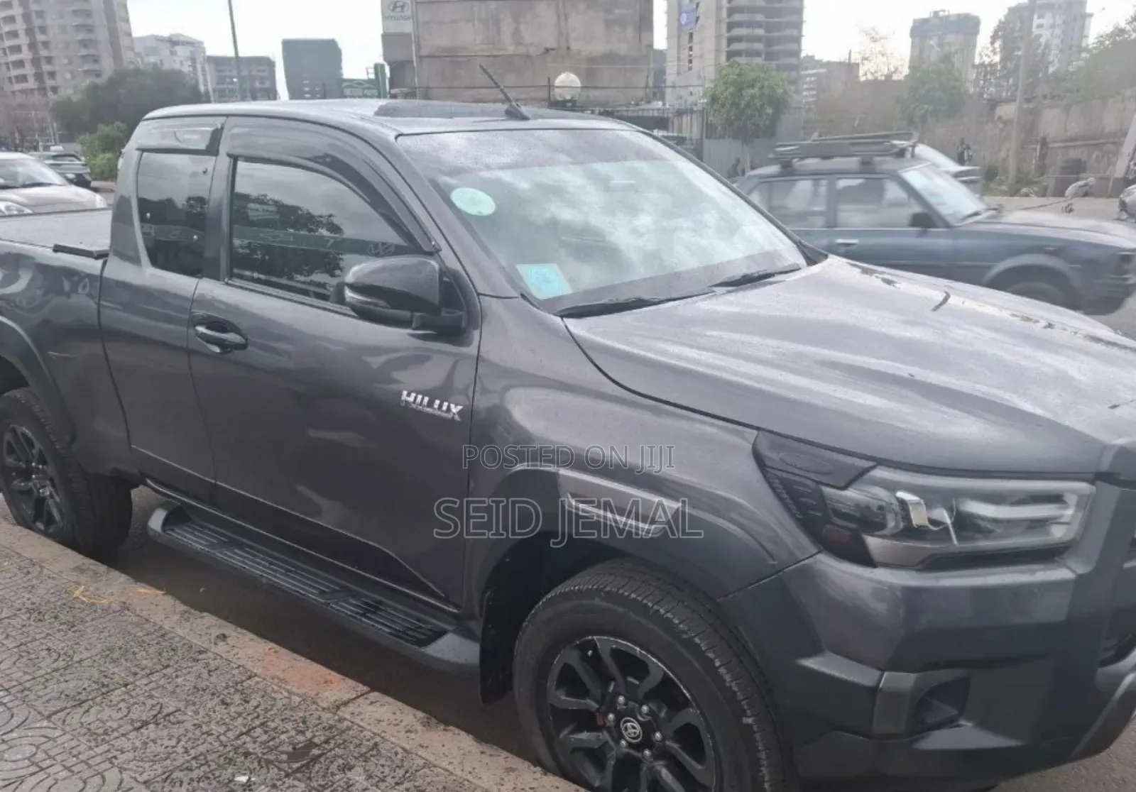 Toyota Hilux 2021 Gray