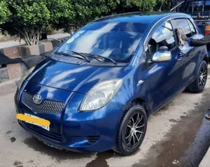 Photo - Toyota Yaris 2005 Blue