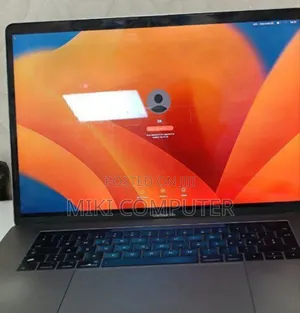 Photo - New Laptop Apple MacBook Pro 2017 16GB Intel Core I7 SSD 512GB