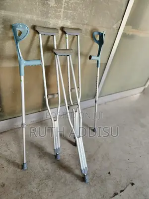 Crutches的我crutches貿與crutches療傷crutches娽我crutches元年crutches