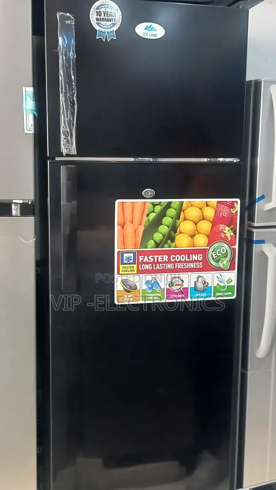 Iceland Refrigerator 375