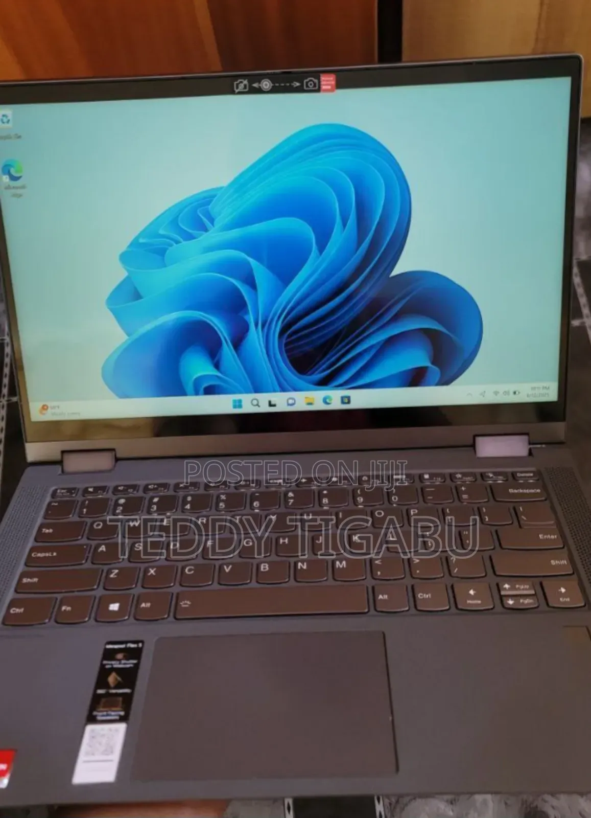 New Laptop Lenovo IdeaPad Flex 15 16GB AMD Ryzen 7 SSD 512GB