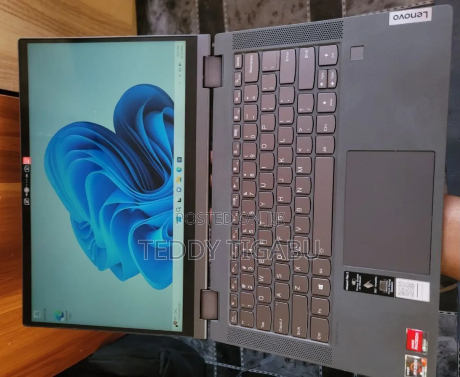 New Laptop Lenovo IdeaPad Flex 15 16GB AMD Ryzen 7 SSD 512GB