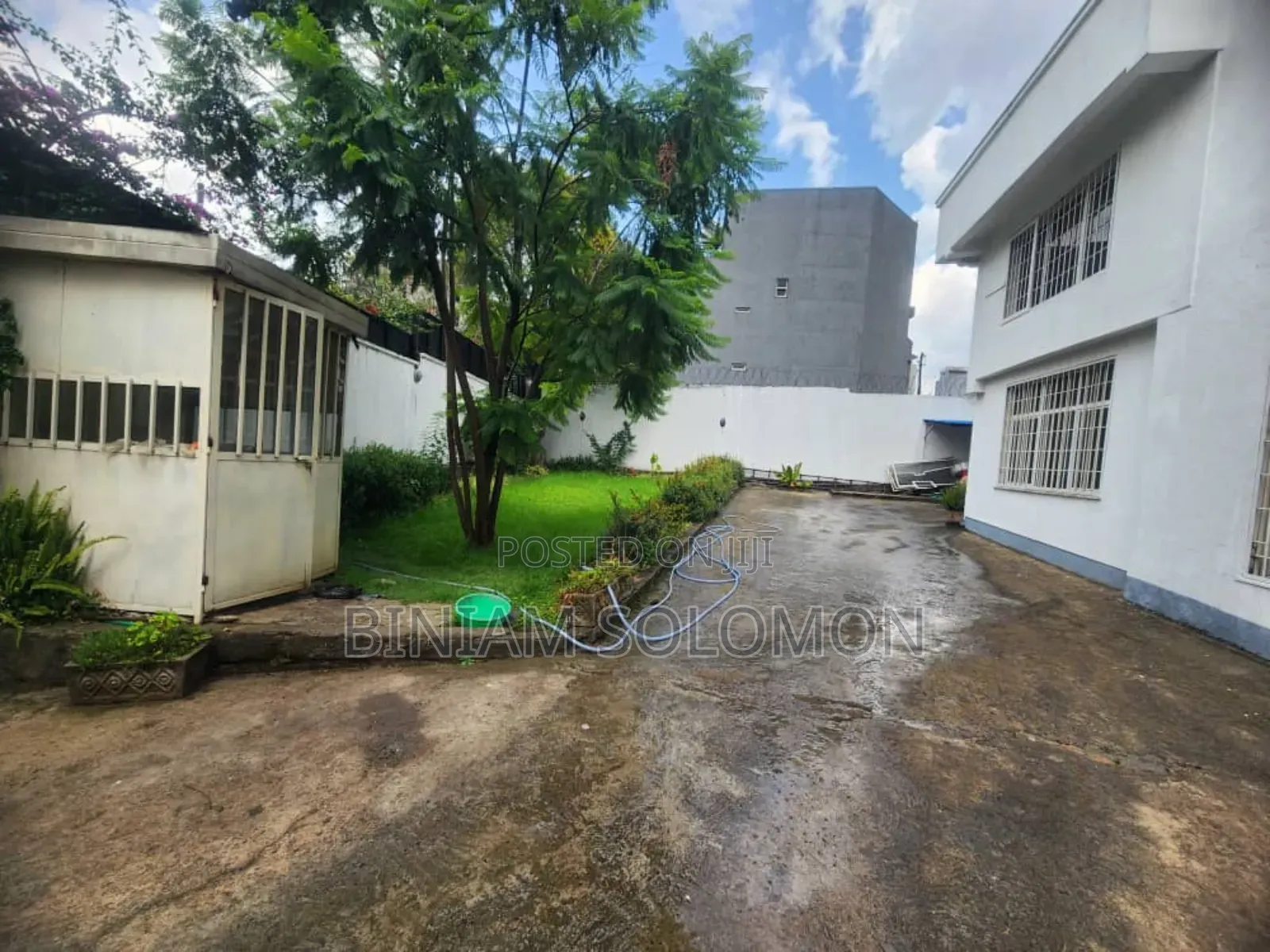 Furnished 4bdrm Villa in Bole for rent