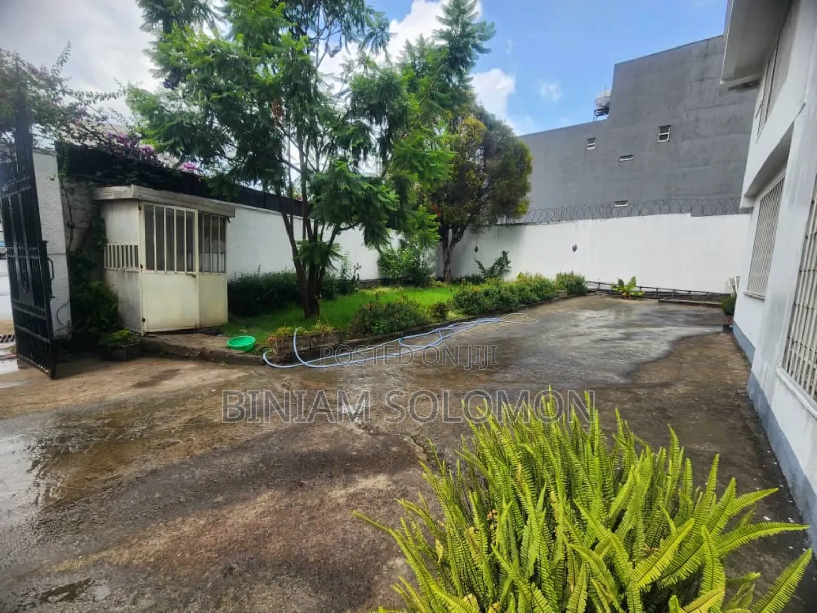 Furnished 4bdrm Villa in Bole for rent