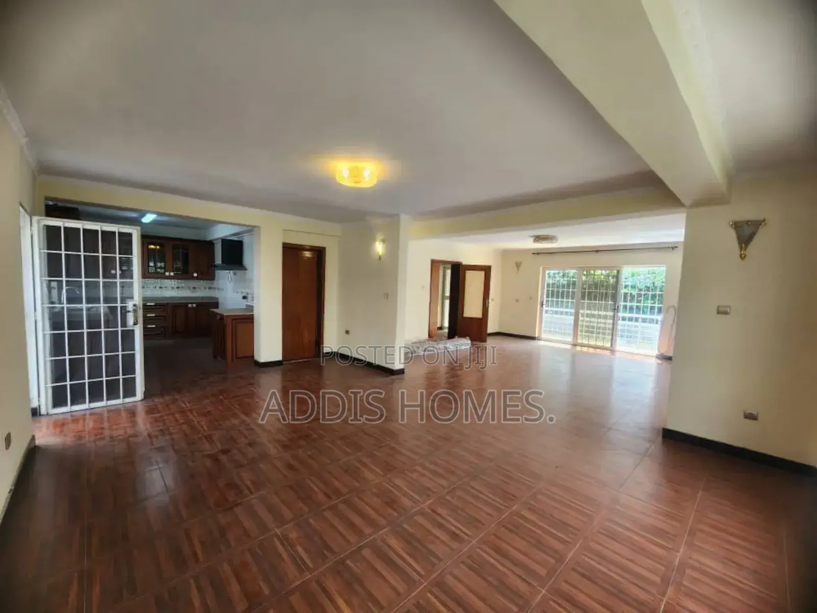 Furnished 4bdrm Villa in Bole for rent
