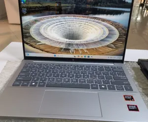 New Laptop HP Pavilion 13 16GB AMD Ryzen 5 SSD 512GB