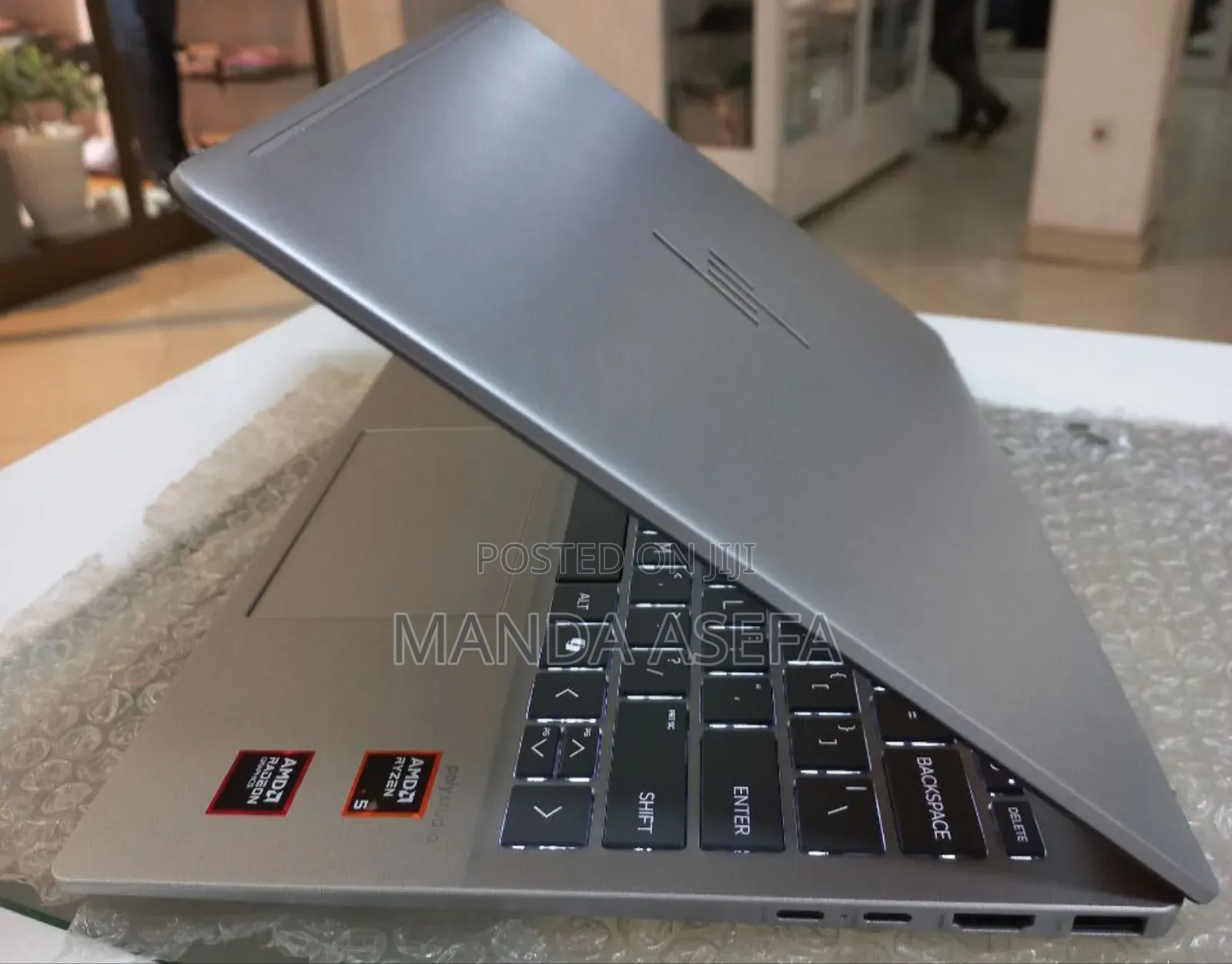 New Laptop HP Pavilion 13 16GB AMD Ryzen 5 SSD 512GB