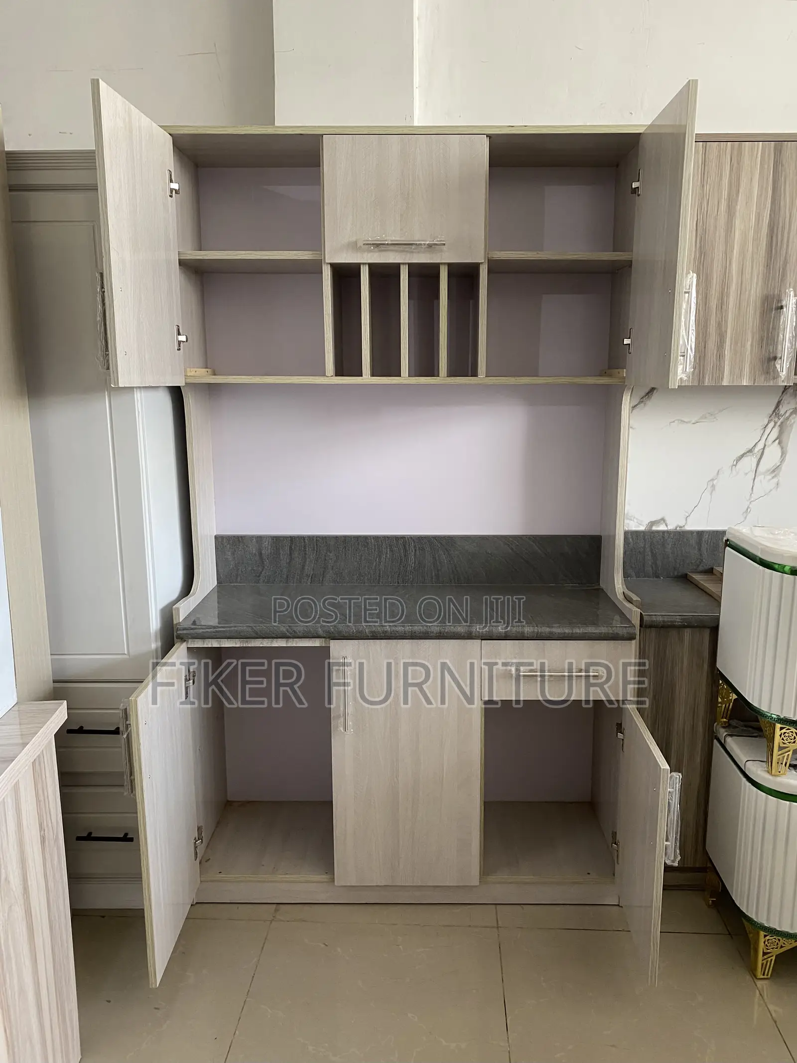 Kitchen Cabinets (ኪችን ካብኔት)
