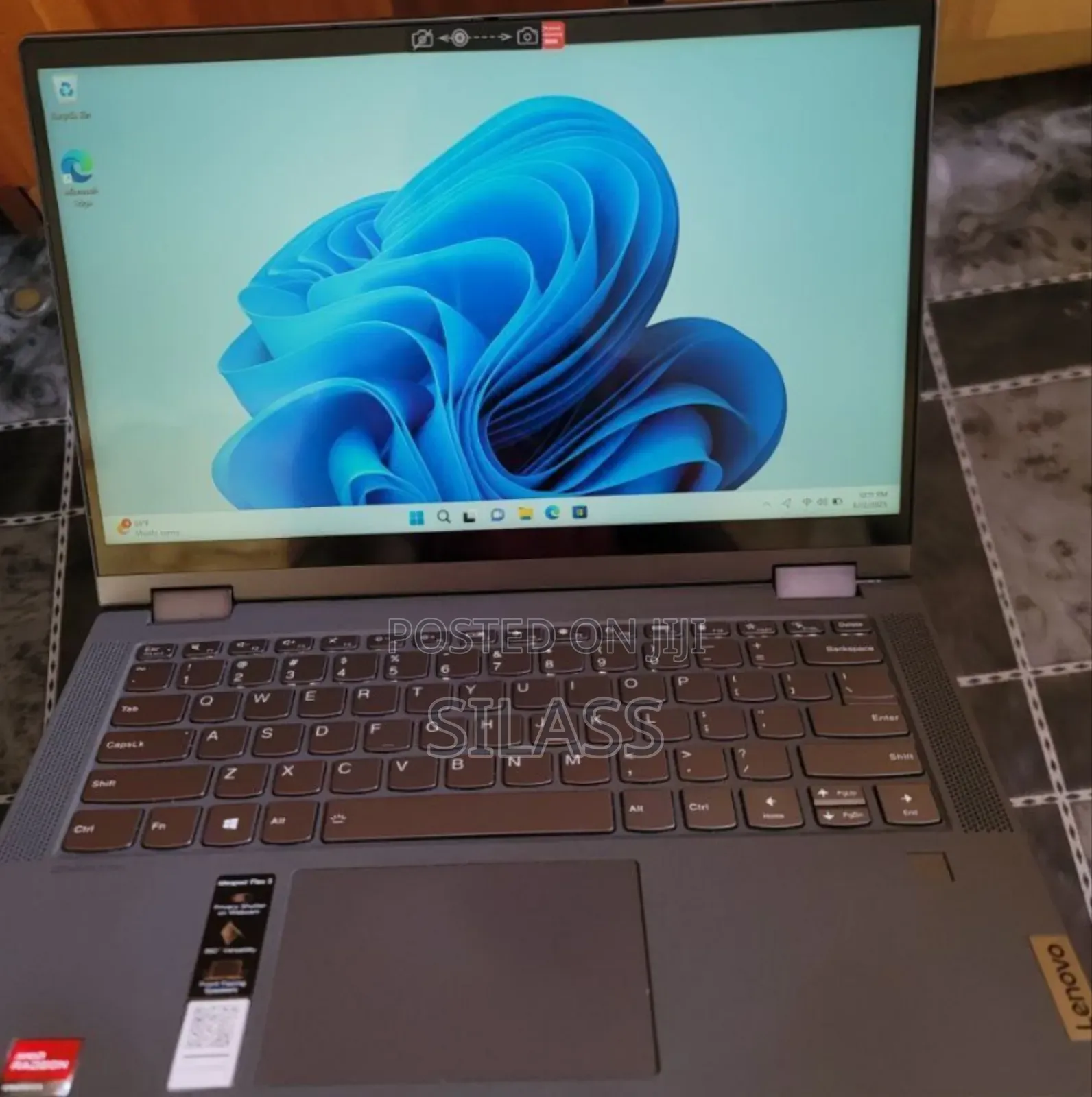 New Laptop Lenovo Flex 5 16GB AMD Ryzen 7 SSD 512GB