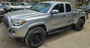 Toyota Tacoma 4dr Double Cab 2016 Silver