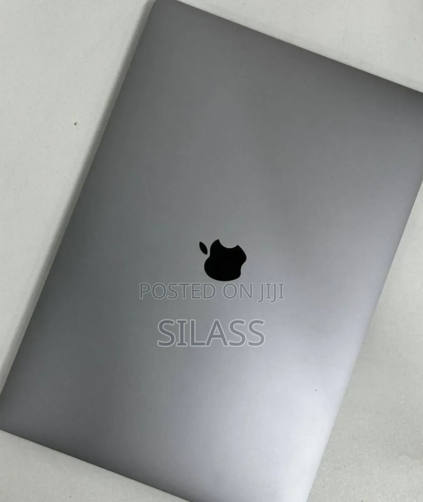 New Laptop Apple MacBook Pro 2019 16GB Intel Core I7 SSD 512GB