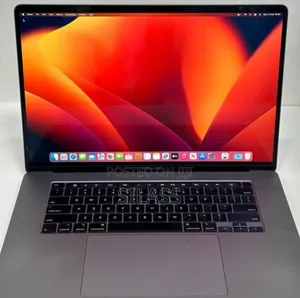 New Laptop Apple MacBook Pro 2019 16GB Intel Core I7 SSD 512GB