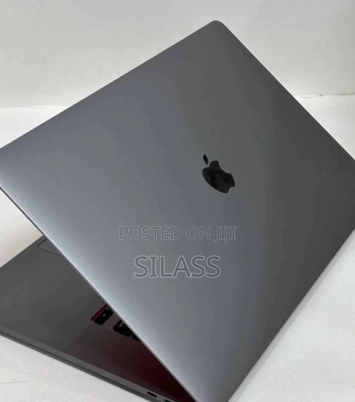 New Laptop Apple MacBook Pro 2019 16GB Intel Core I7 SSD 512GB