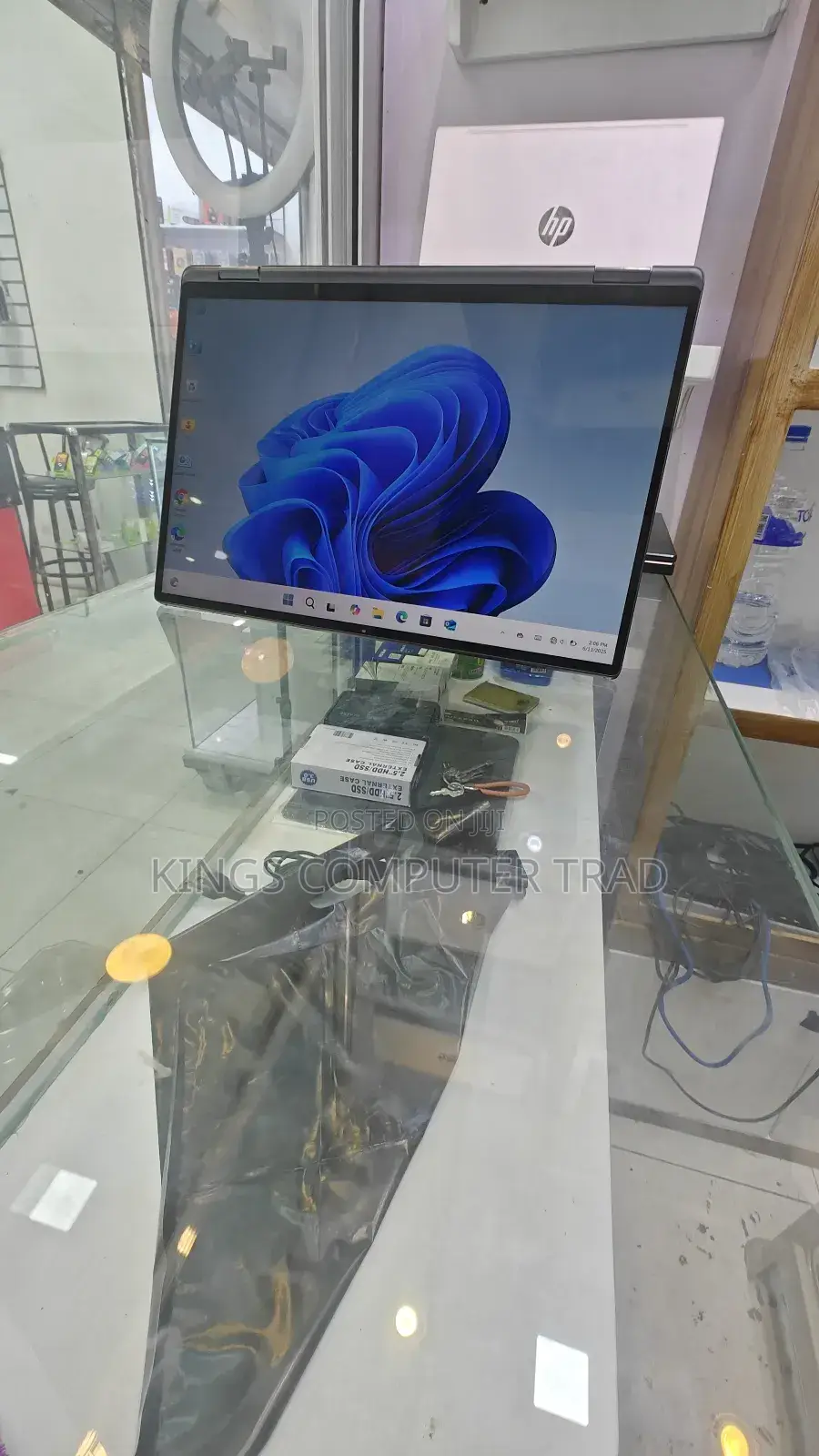 New Laptop Dell Latitude 9440 16GB Intel Core I7 SSD 512GB