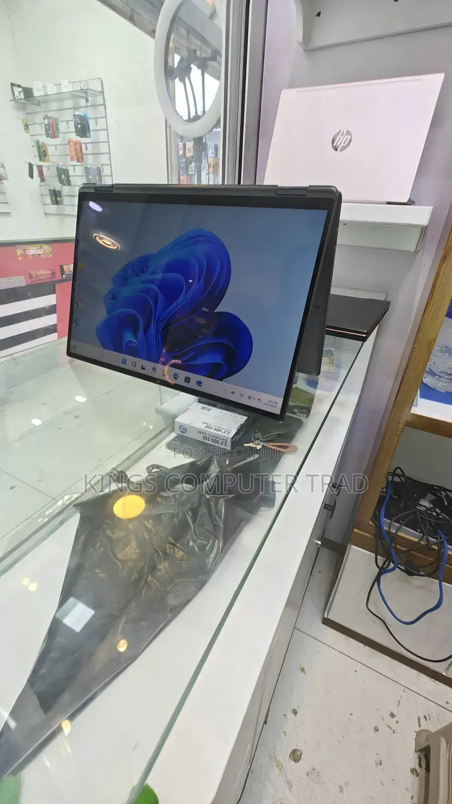 New Laptop Dell Latitude 9440 16GB Intel Core I7 SSD 512GB