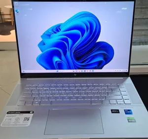 Photo - New Laptop HP 16GB Intel Core I7 SSD 1T