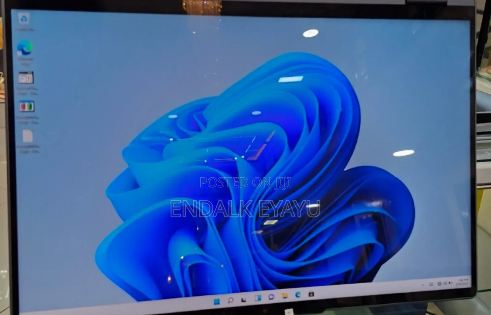 New Laptop Lenovo Yoga 7i 16GB Intel Core I7 SSD 1T