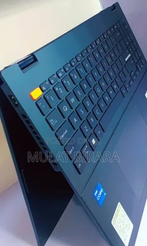 New Laptop Asus UX360CA 16GB Intel Core I5 SSD 512GB