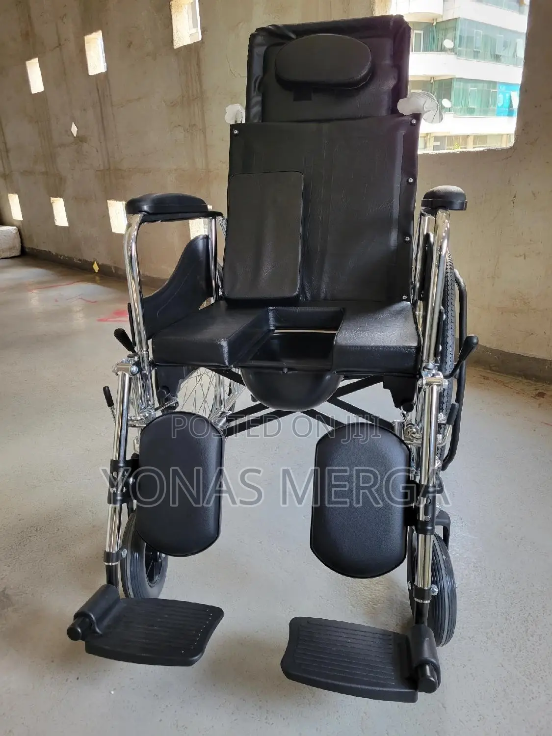 Toilet Wheelchair囚كpot|Backrest: 180degree Full Reclining
