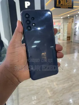 Photo - Samsung Galaxy A13 64 GB Black