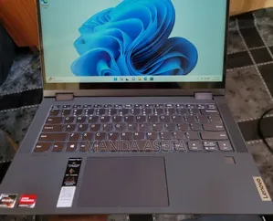 New Laptop Lenovo 16GB AMD Ryzen 7 SSD 512GB