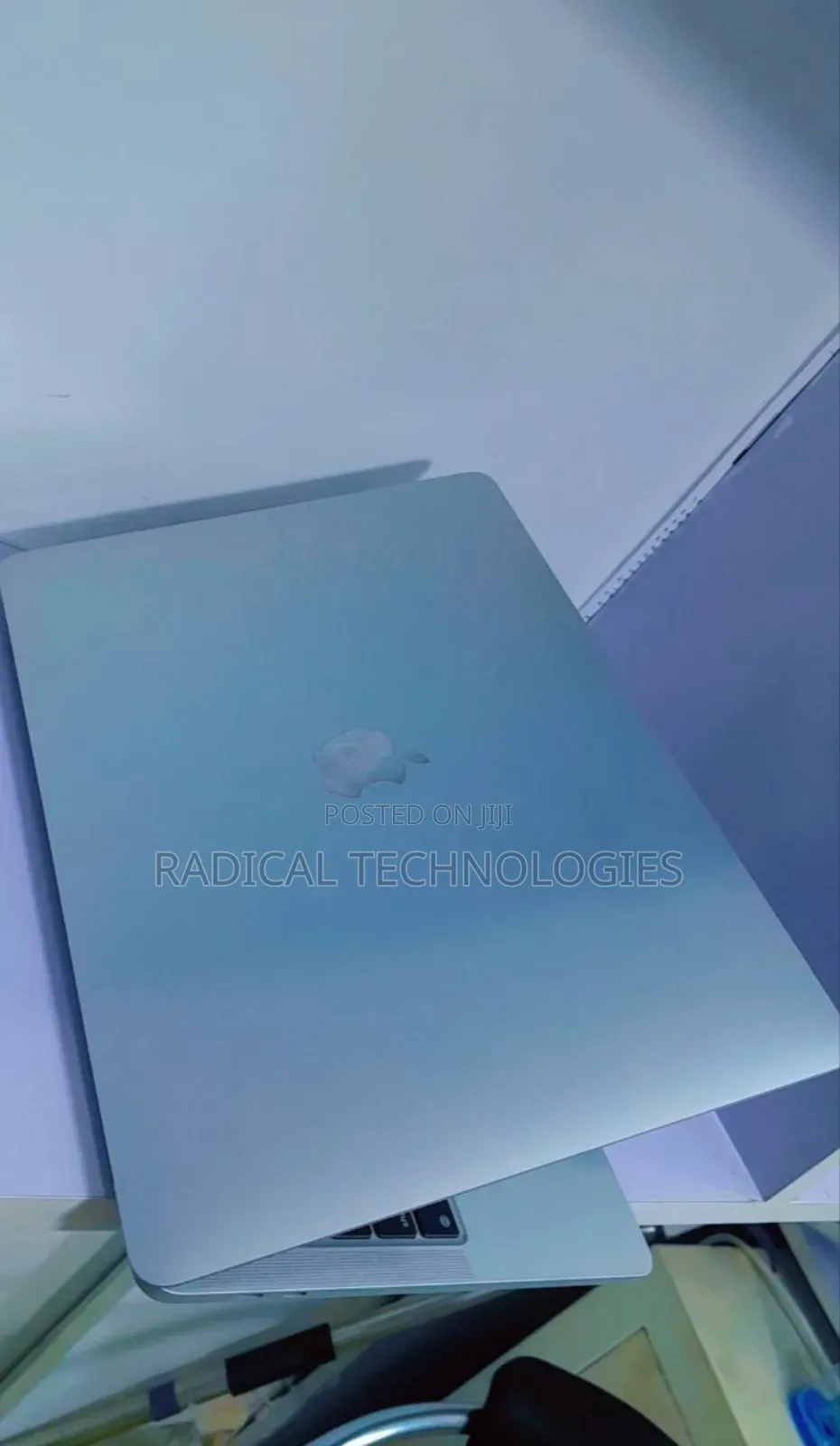 New Laptop Apple MacBook Pro 8GB Intel Core I5 SSD 512GB