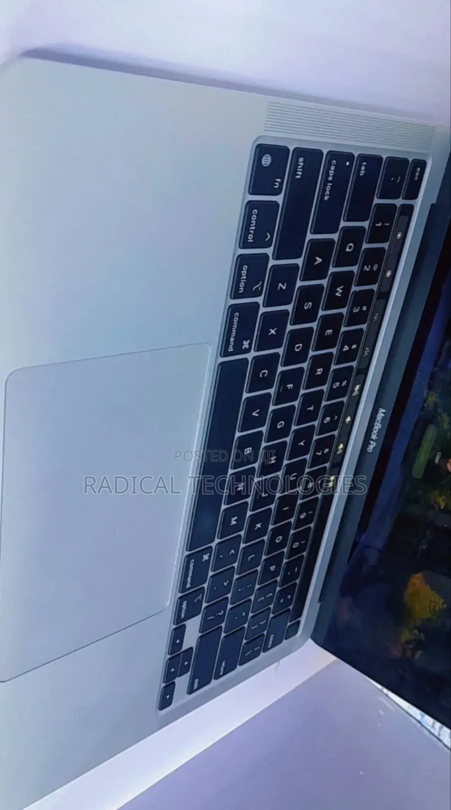 New Laptop Apple MacBook Pro 8GB Intel Core I5 SSD 512GB