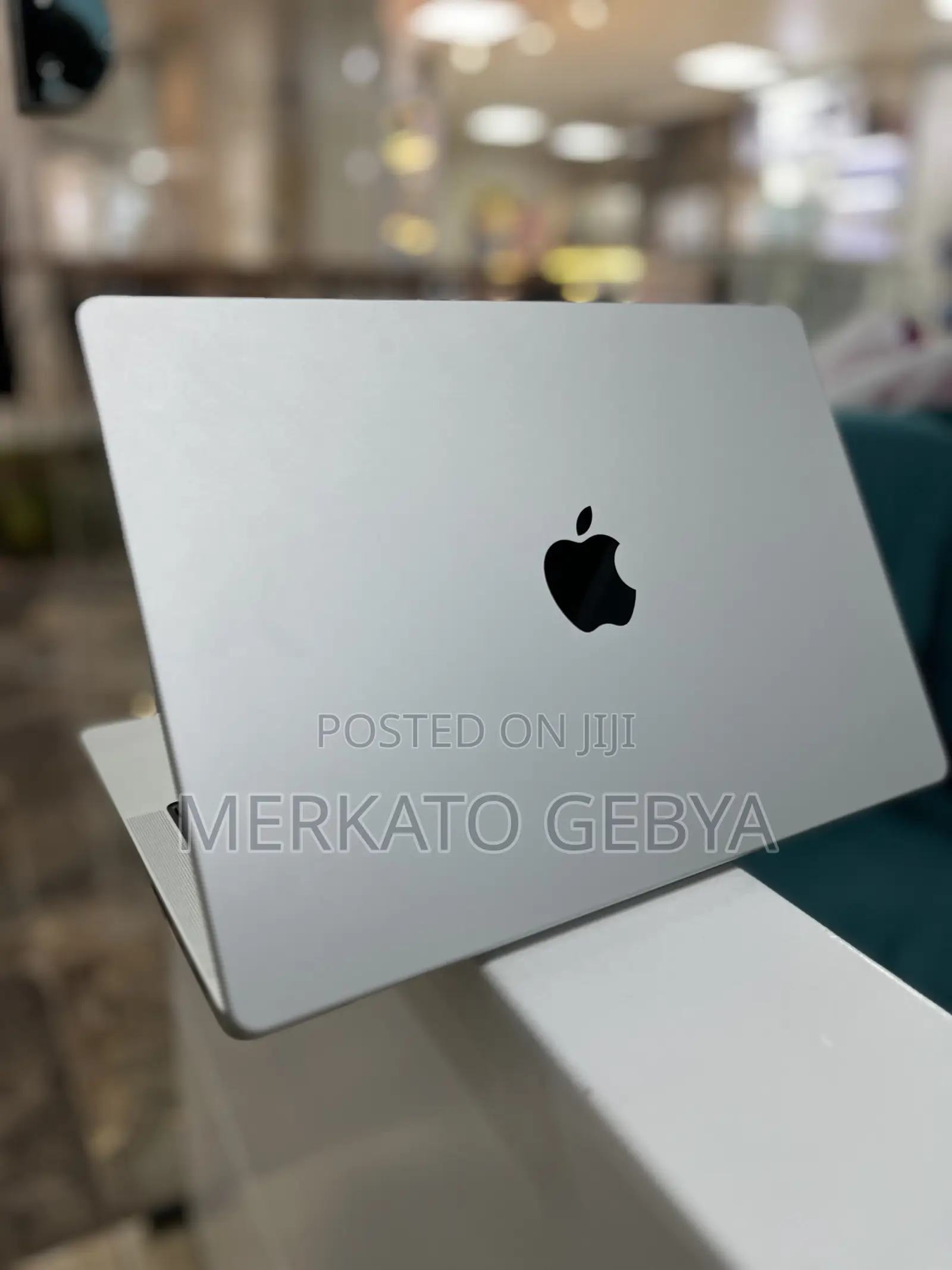 New Laptop Apple MacBook Pro M1 32GB Apple M1 SSD 1T
