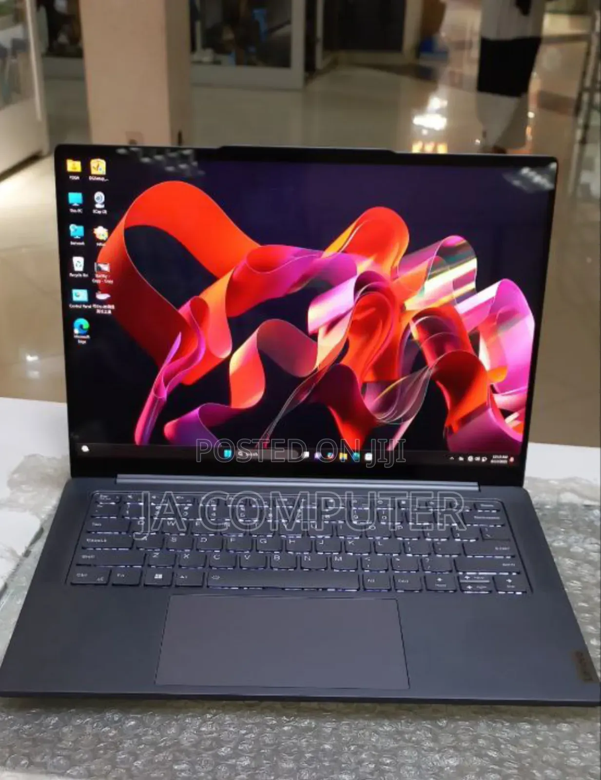 New Laptop Lenovo 32GB Intel Core I7 SSD 1T