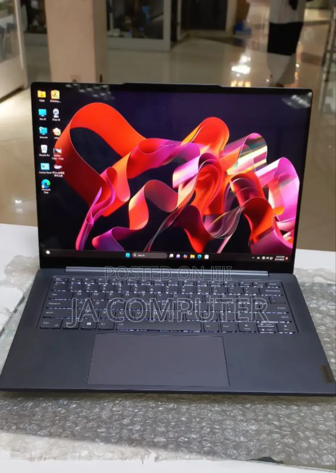 New Laptop Lenovo 32GB Intel Core I7 SSD 1T