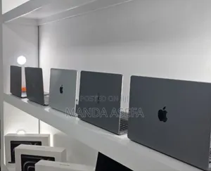 New Laptop Apple MacBook Pro M1 16GB Apple M1 SSD 1T