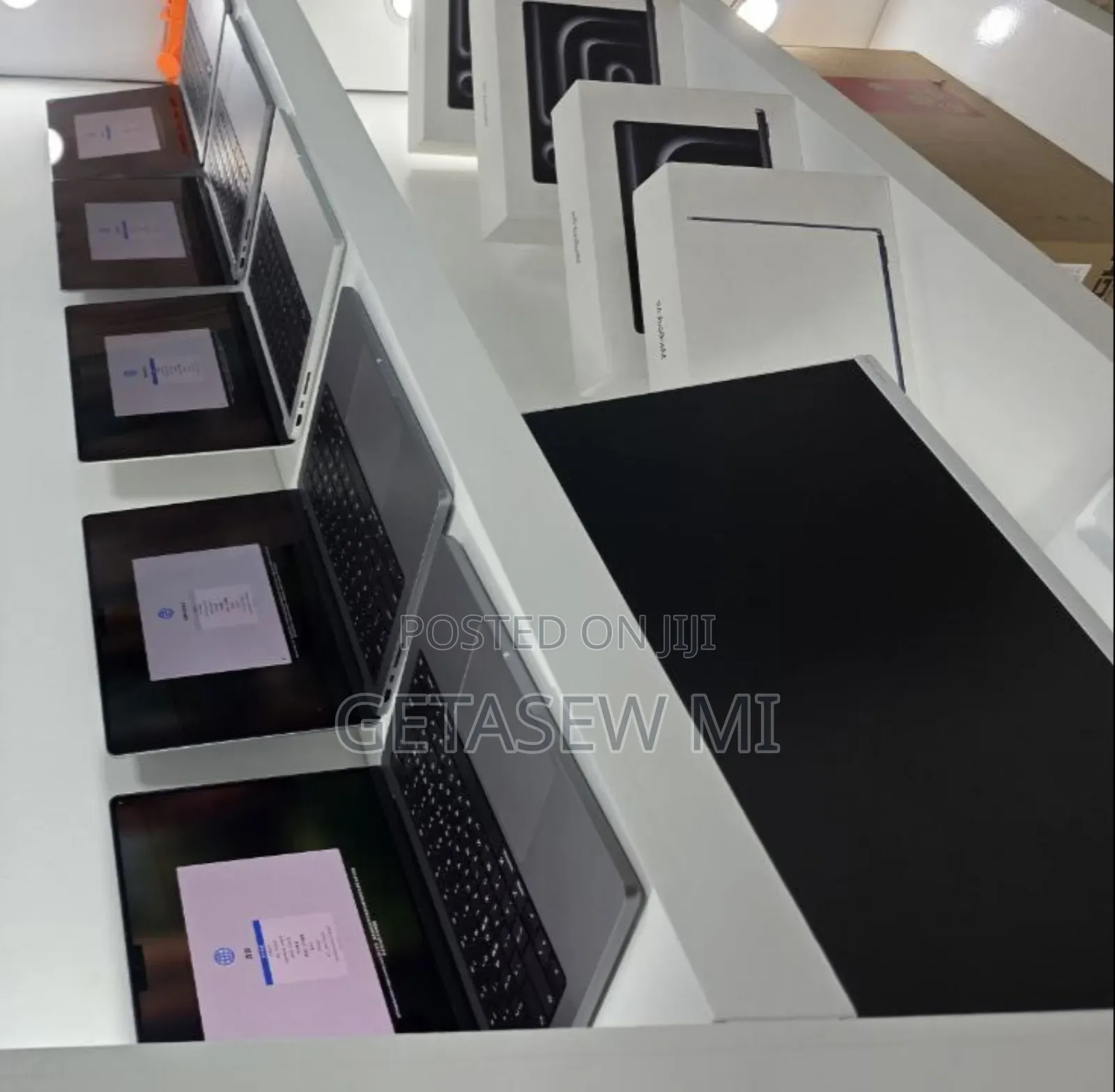 New Laptop Apple MacBook Pro 2021 M1 16GB Apple M1 Pro SSD 1T